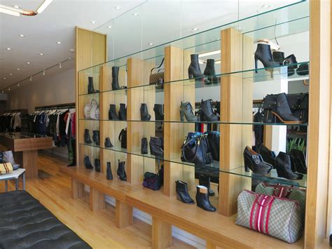 luxury consignment stores toronto.